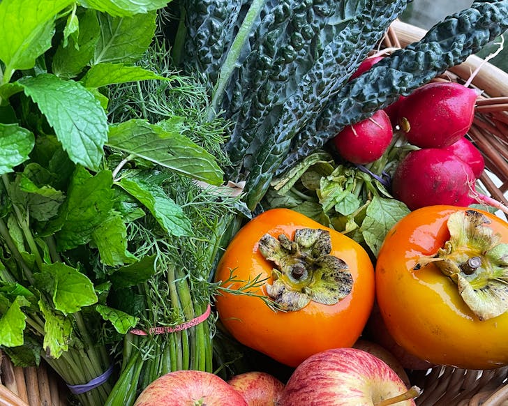 simple swaps basket of vegetables