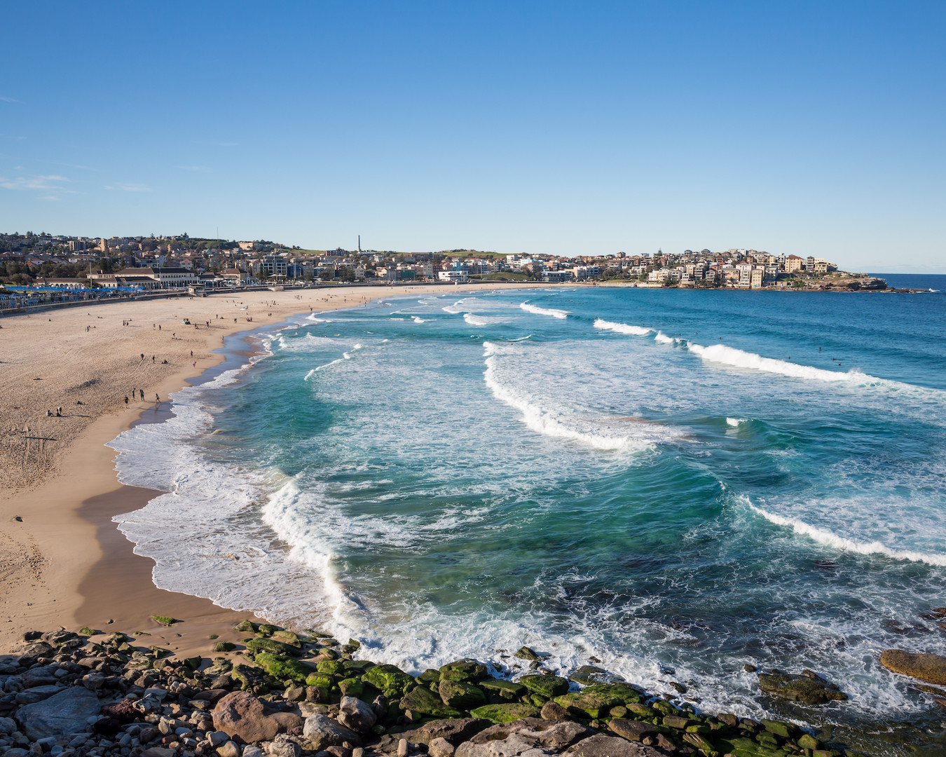 Beach Naked People Running - Where To Get Sandy At The Best Beaches In Sydney | Urban List Sydney