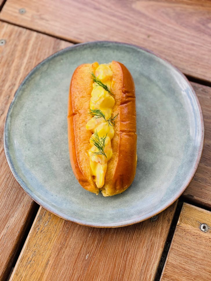 a lobster roll on a plate