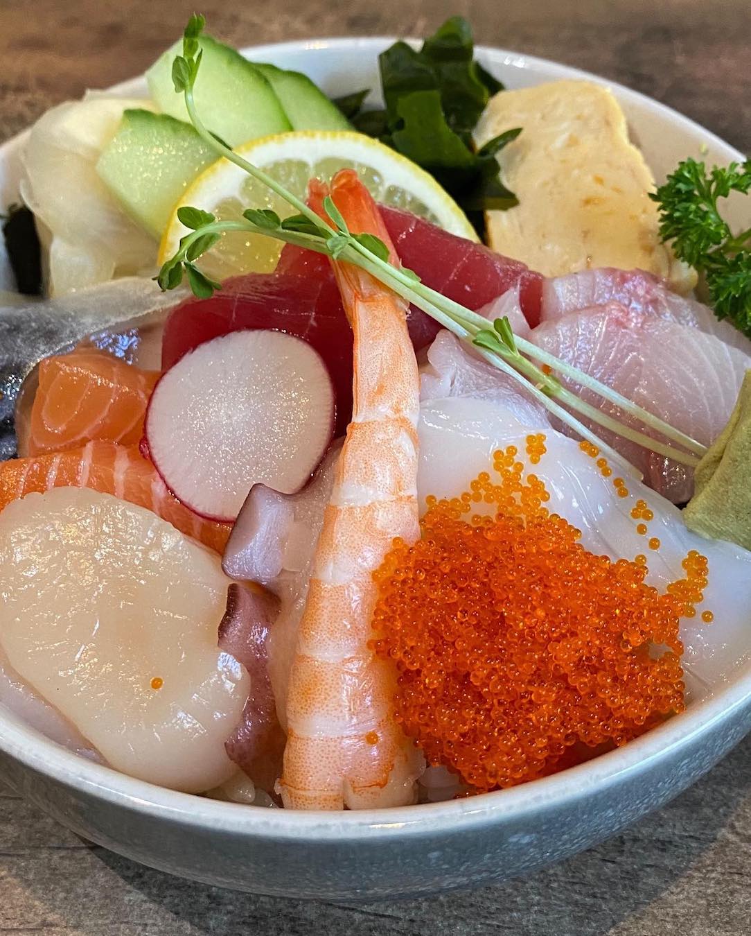 Mizu Teneriffe Japanese chirashi bowl