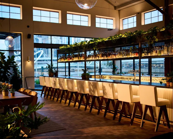 crane bar and lounge