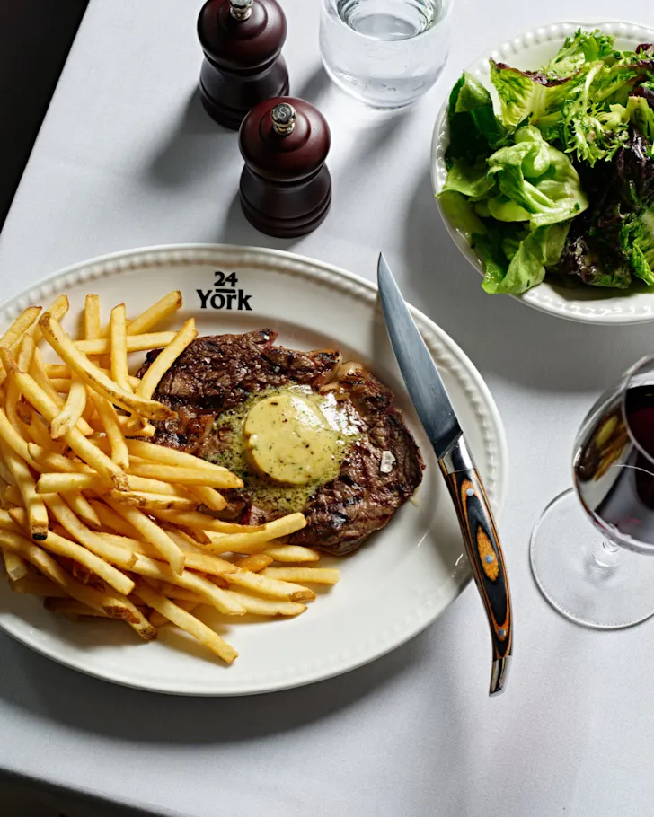 24 York steak frites