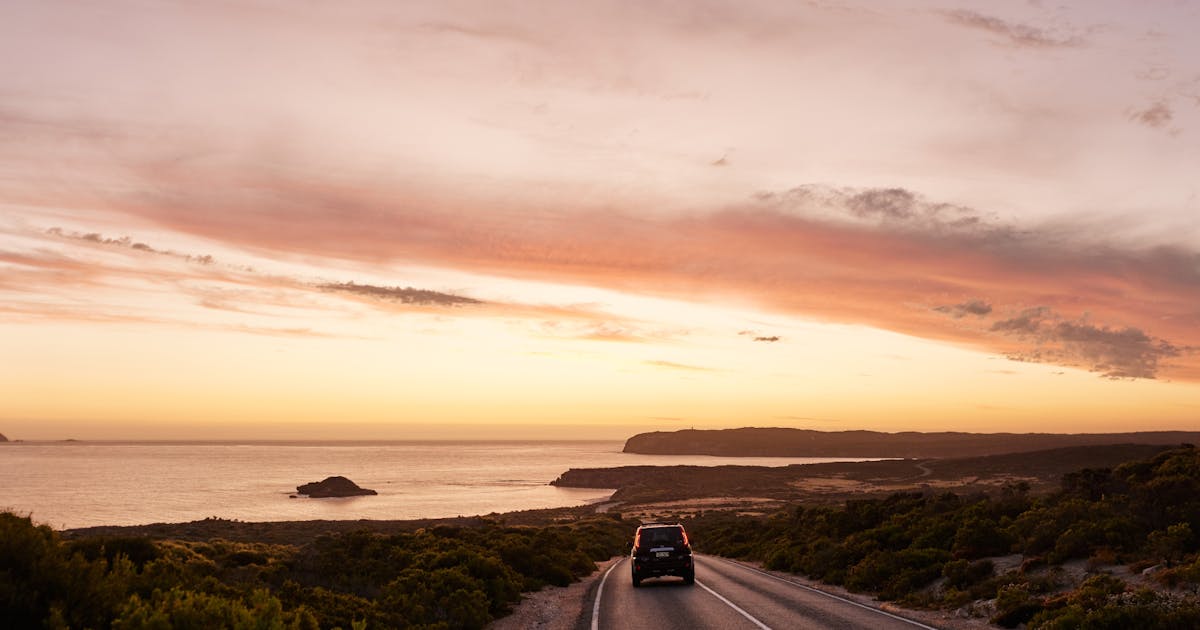Load Up The Car, These Awe-Inspiring Road Trips Along The South Australian Coast Are A Must-Do