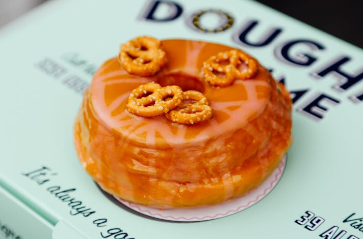 doughnut time store opens
