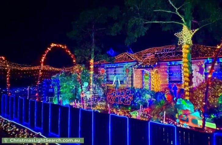30 Gardiner Avenue Christmas Lights