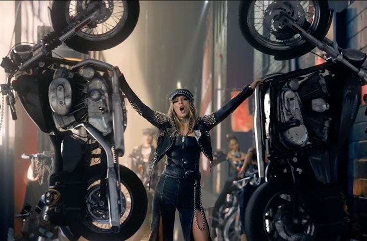 32 Thoughts We Had While Watching Taylor Swifts New Music Video