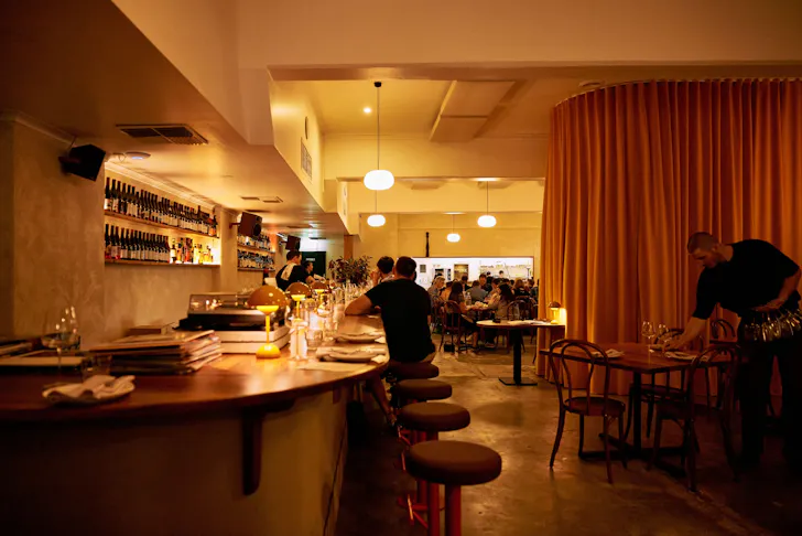 Longplay Bistro