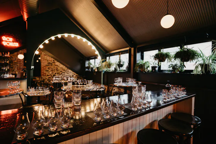 Nola Bar 