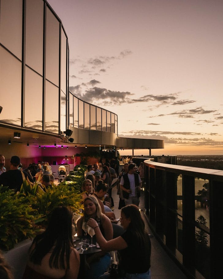 Sol Bar And Restaurant