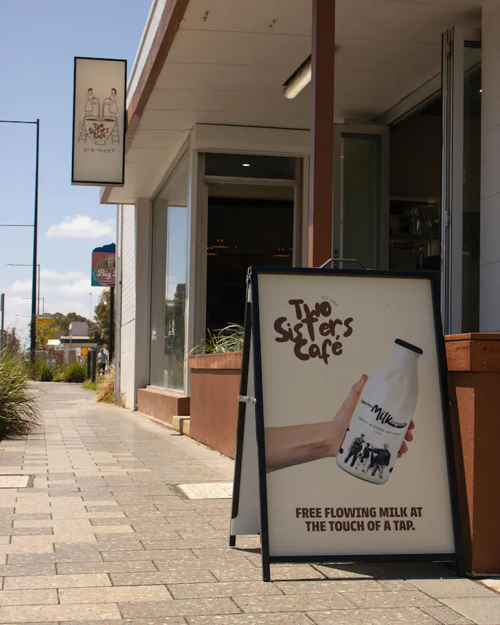 Two Sisters Cafe