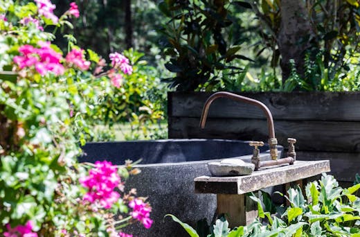 An Outdoor Bathtub Is the Sensory Experience You Need - Sunset Magazine