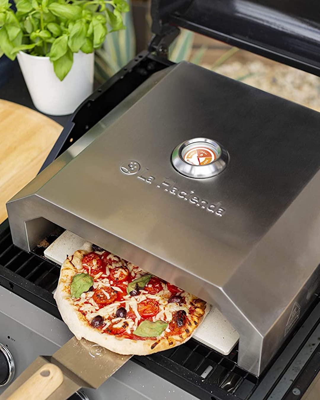 A barbecue pizza oven Father's Day gift idea