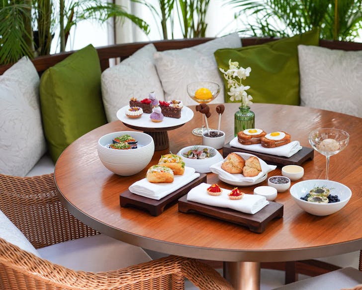 Afternoon tea at The Singapore EDITION