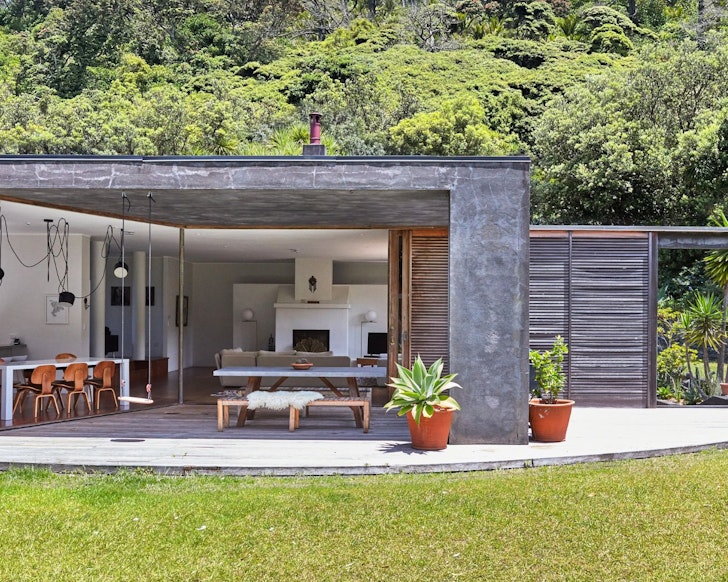 The living space at Ahu Ahu best Airbnbs New Zealand with fireplaces
