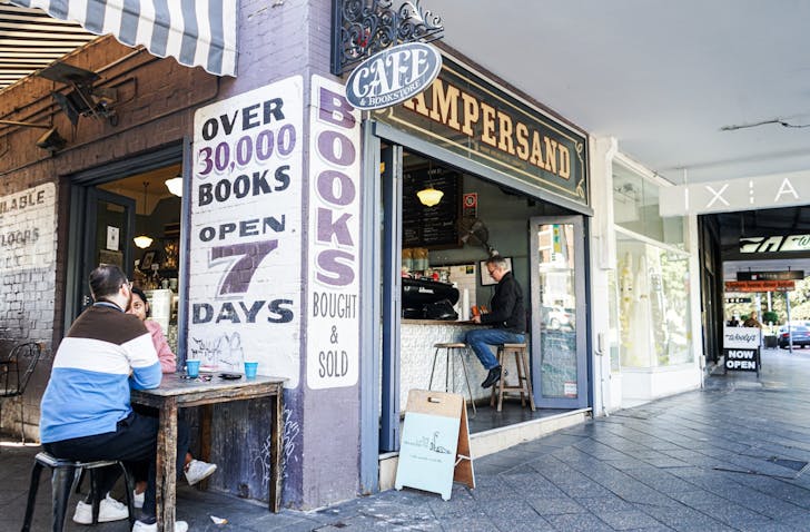 Ampersand Cafe And Bookstore