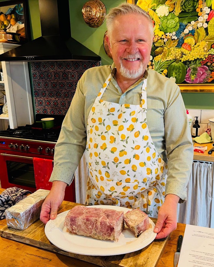 Learn The Art Of Christmas Feasting At This Countryside Gem