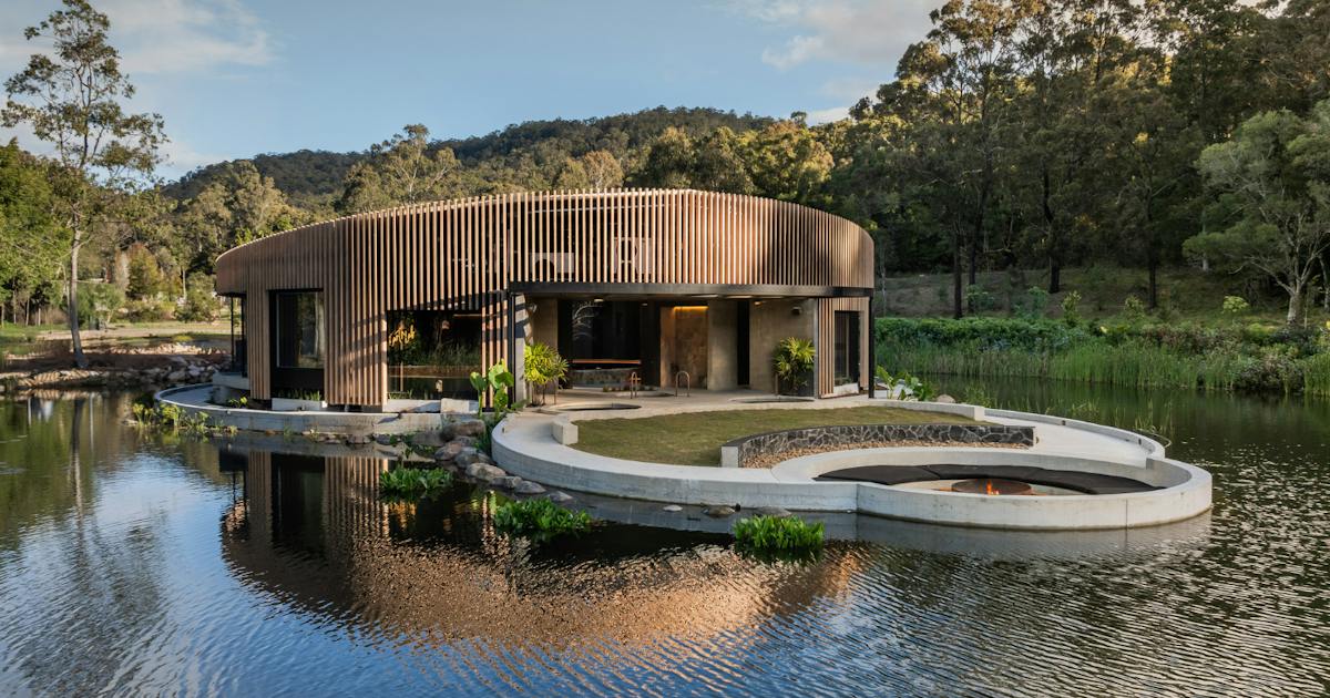 Sol Elemental Inside SOL Elements, Australia’s First ‘Floating’ Elemental Bathhouse ...