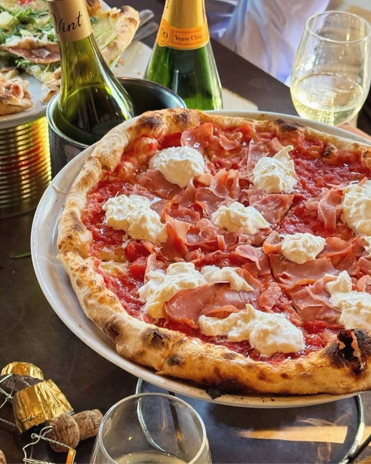 Pizza vacanza Surry hills and Waverley