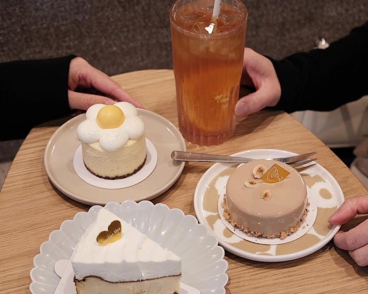 Gorgeous assortment of sweet treats from Atelier Shu, one of the best and cutest eateries in Newmarket. 