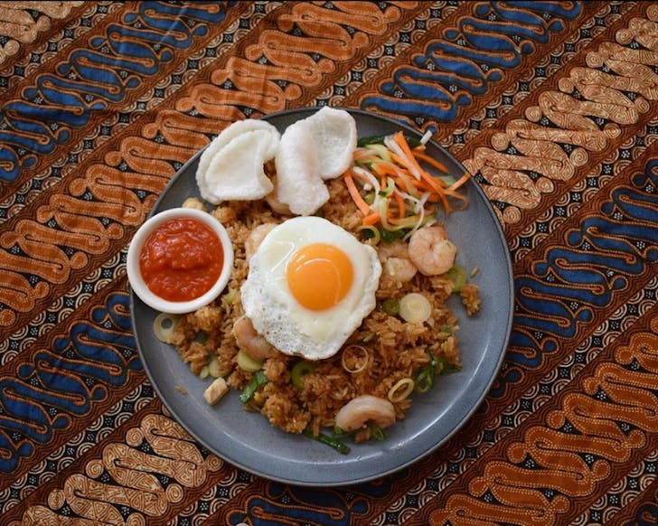 Indonesian rice dish topped with a fried egg from Bandung, one of the best places to eat in Parnell. 