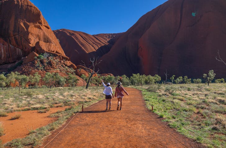 Base Walk, Uluru_Credit Tourism NT