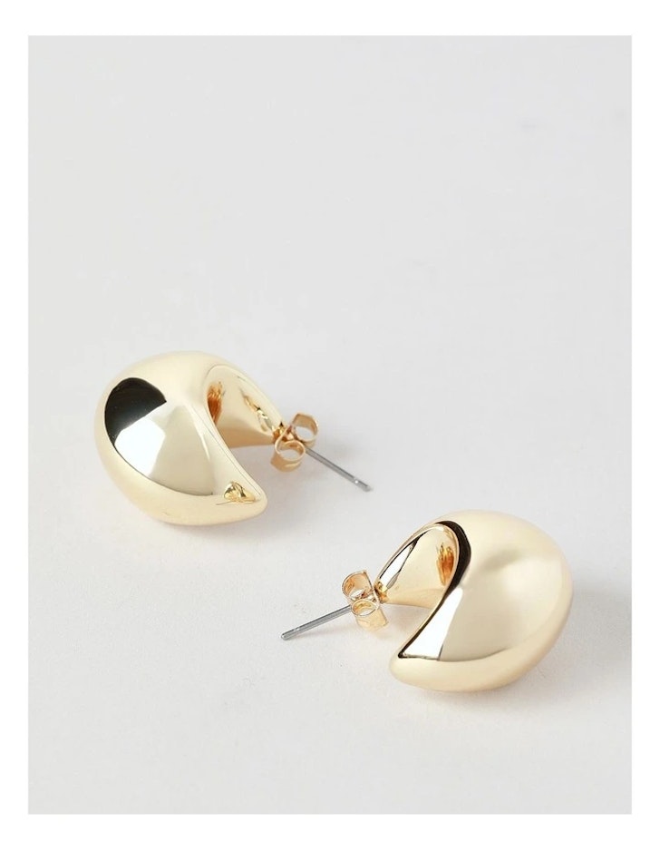 Basque Round Hoop Earring in Gold
