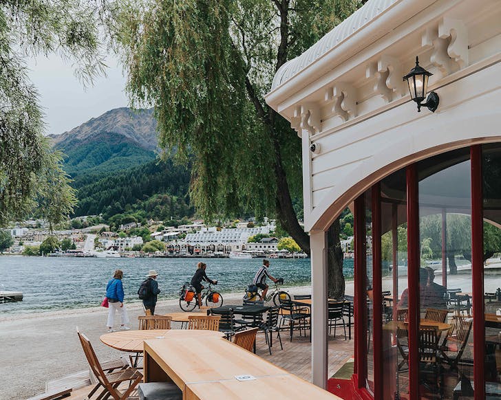 The Bathhouse Lakefront Restaurant is seen from the outside.