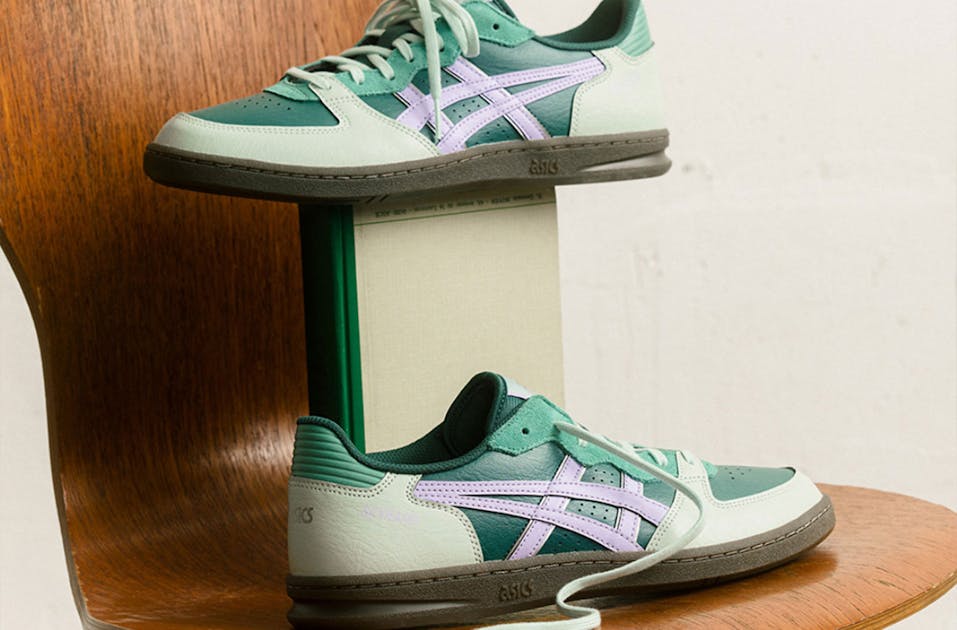 trending walking fashion shoes