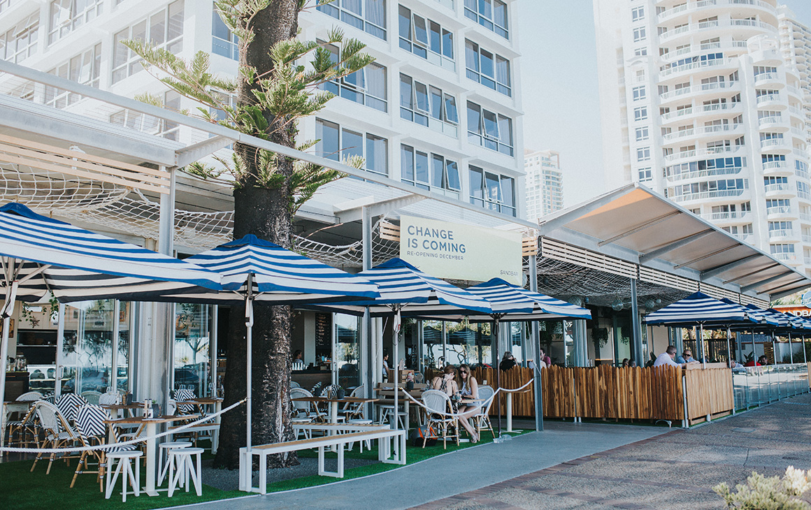 Sink A Few Drinks At The Hottest Bars In Surfers Paradise Urban List Gold Coast 