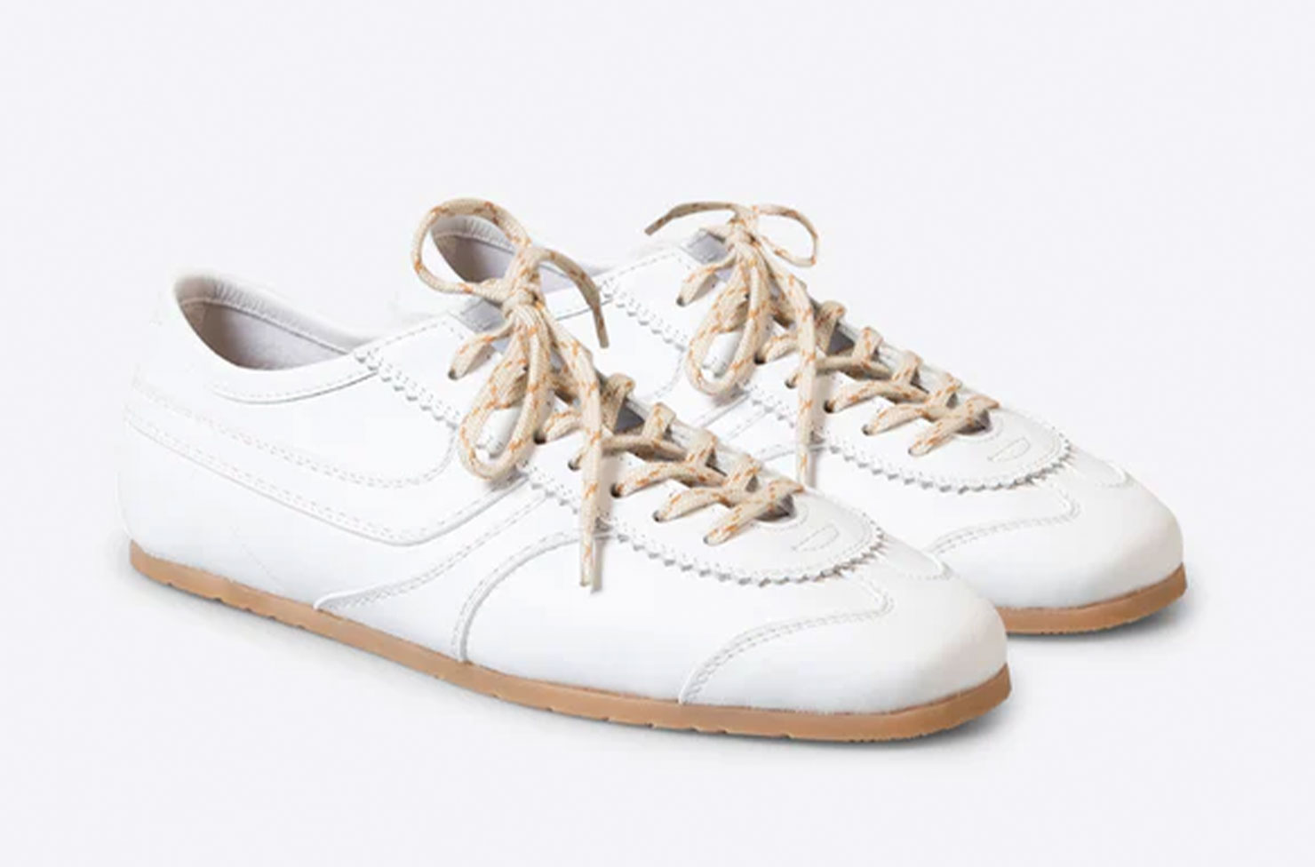 The Best White Sneakers If You're Looking For A Chic