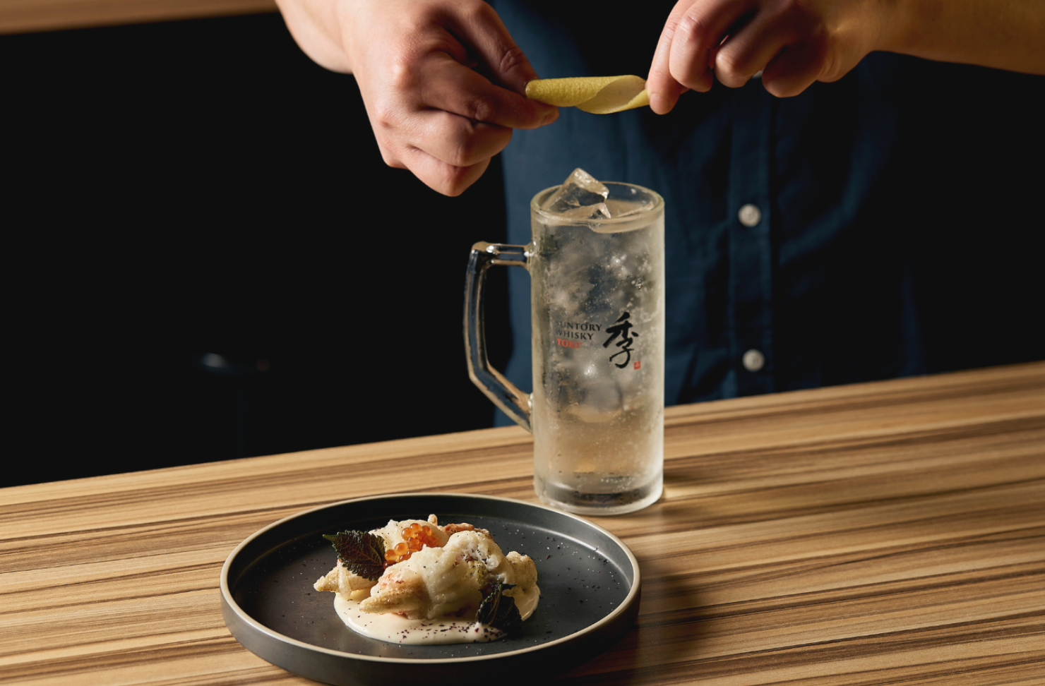 Bincho Boss snack with Toki highball drink
