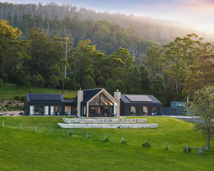 An exterior view of Cally Mill Farm best NSW farm stays