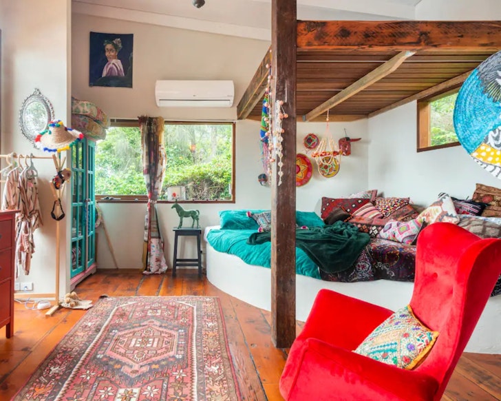 Casa Frida Studio pet friendly accommodation Victoria