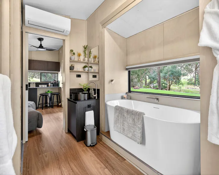 The bathrub at Crown Equine Retreat best tiny homes WA