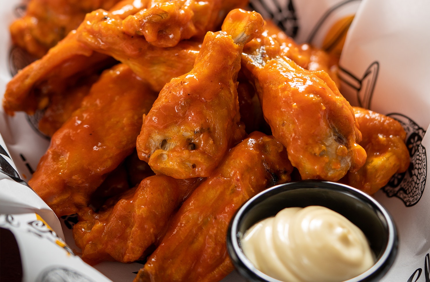 10-Cent Wings At El Camino