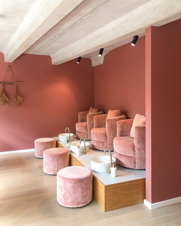 Pretty pink interiors at Endota Spa Ponsonby. 