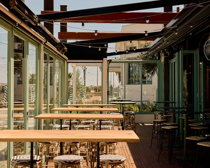 Espy sunroom deck
