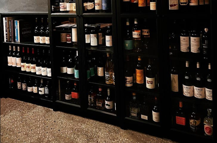 FÃº Bar