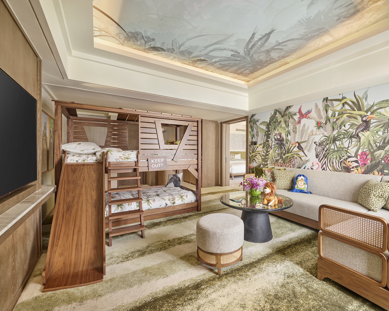 Themed residential family suites at Mandarin Oriental, Singapore