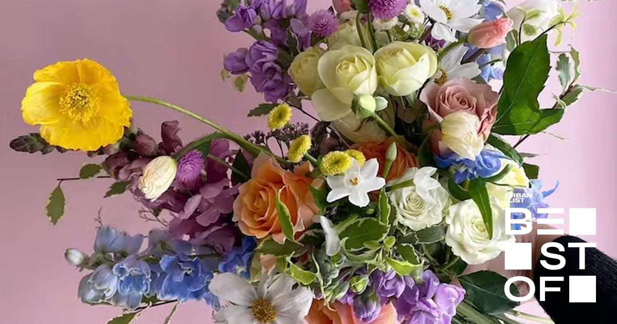 Flowers delivered gold online coast