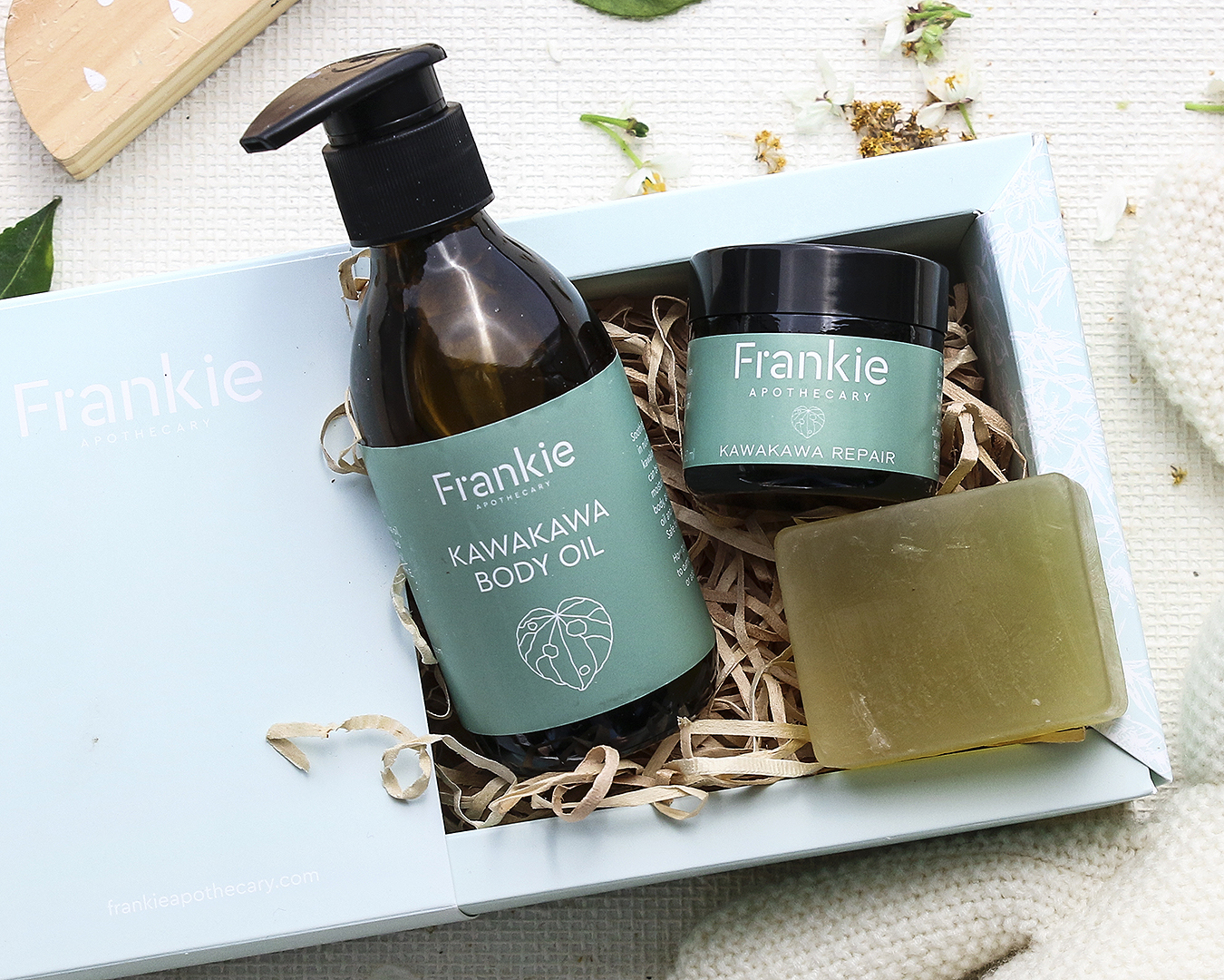 A lovely looking gift box from Frankie Apothecary.