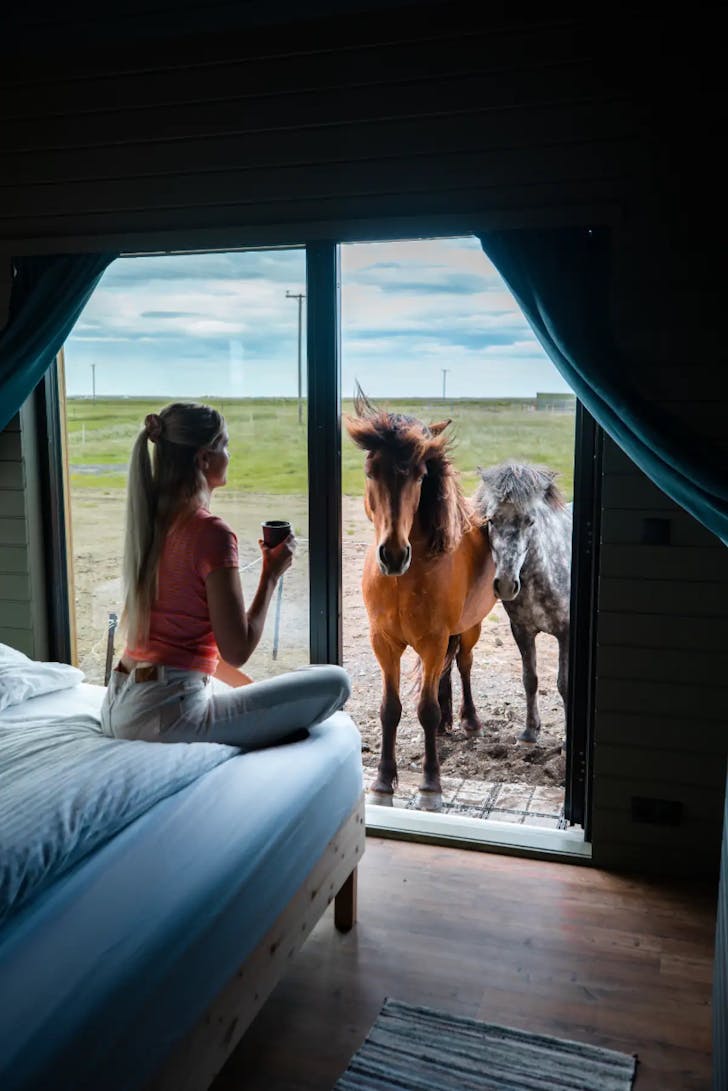 Gari - Sleeping With the Horses 