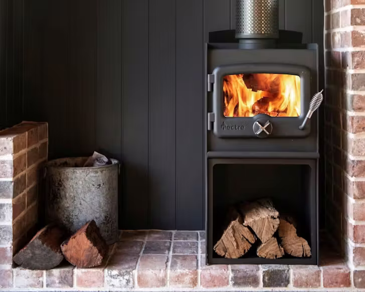 The fire pit at  Gawthorne's Hut Mudgee romantic Airbnb