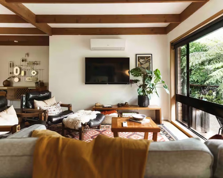 The cosy living space at Gingers on the Hill one of the best kid-friendly Airbnbs in Australia