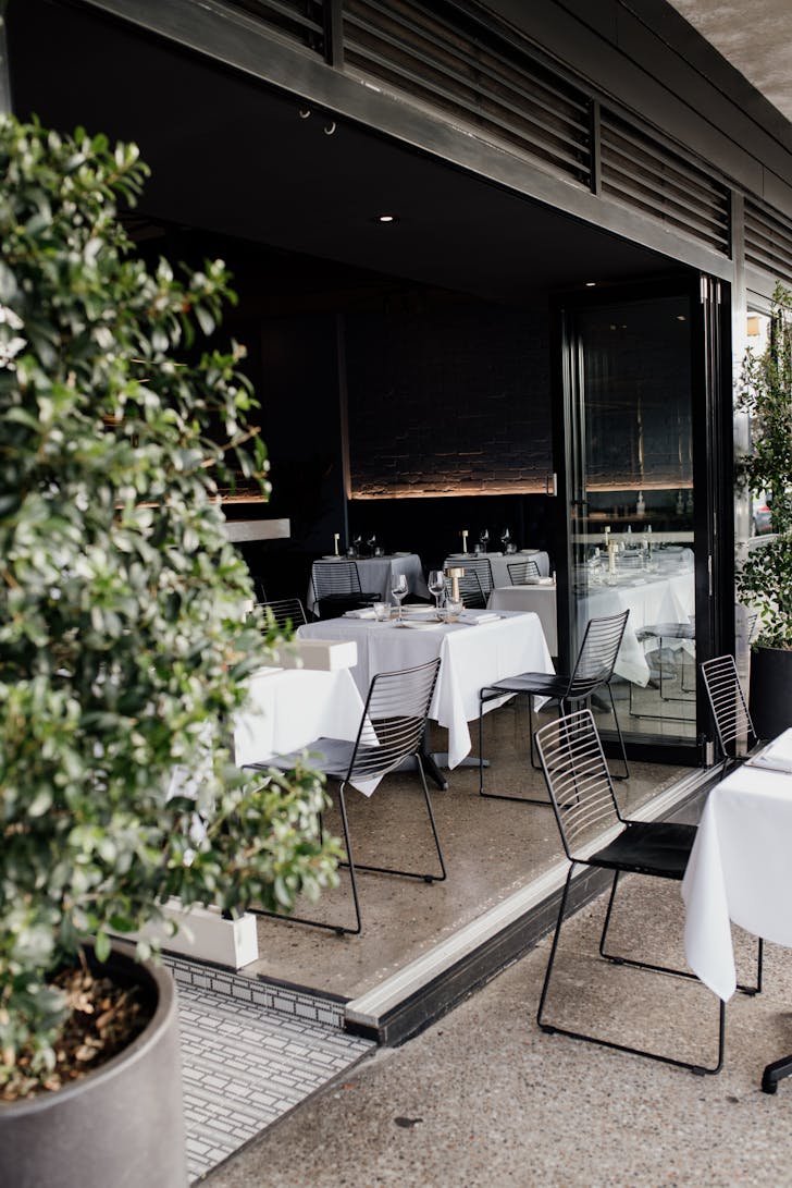 the outdoor seating area of a restaurant