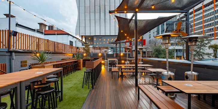 Hawthorn hotel