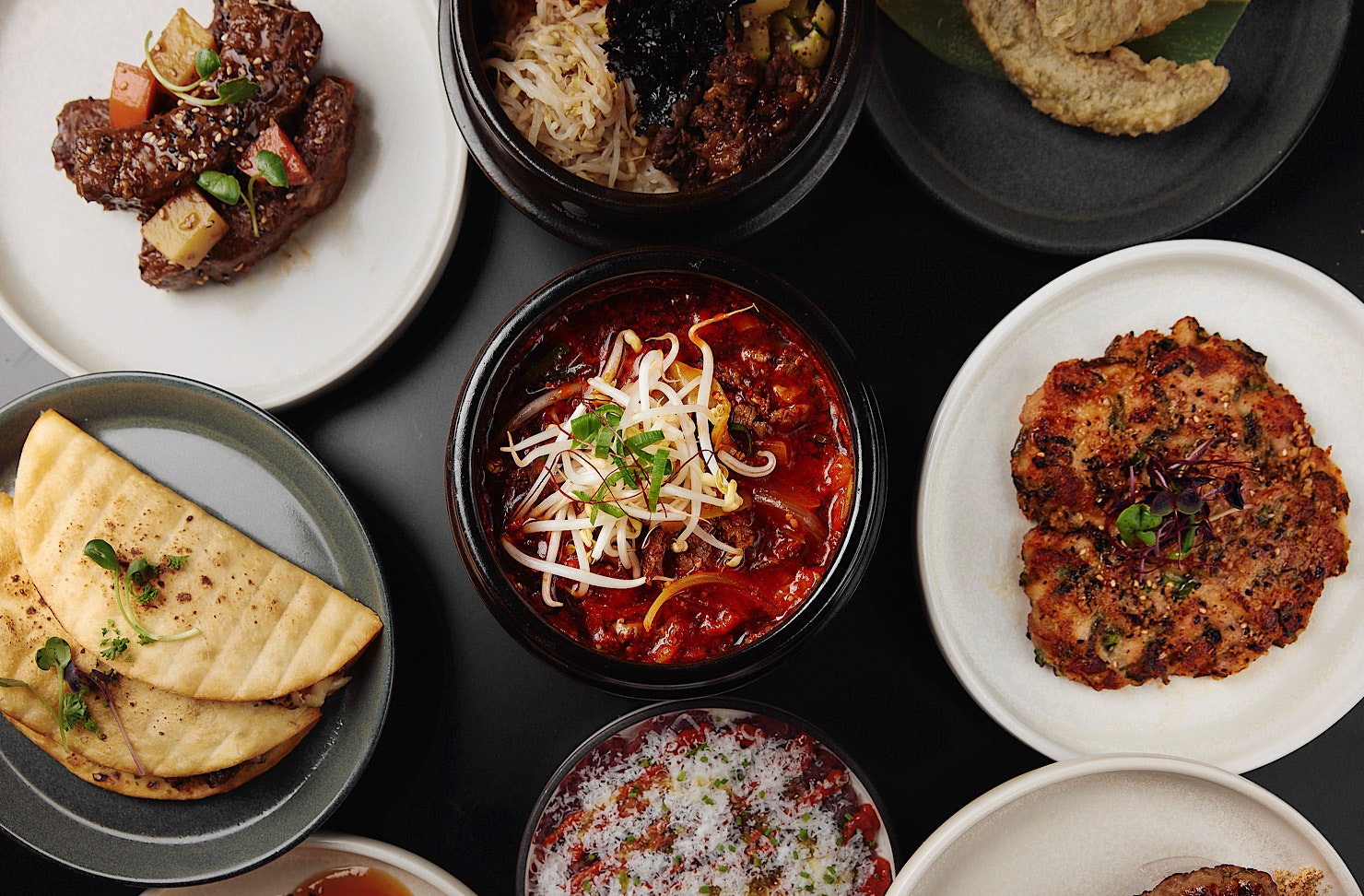 A number of delicious-looking Korean dishes which you can feast on for cheap. 