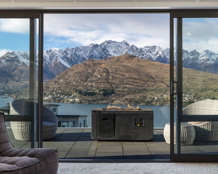 The mountain view from Highview Haven best pet-friendly accommodation New Zealand