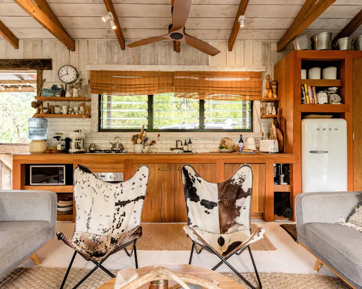 The kitchen at Hillview Dairy best pet-friendly accommodation Queensland