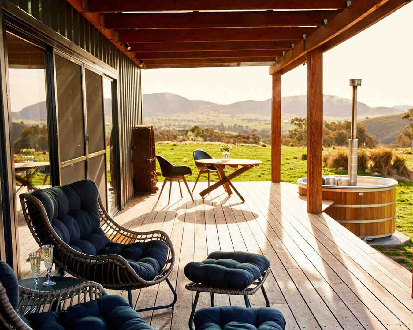 Cabin with outdoor hot tub